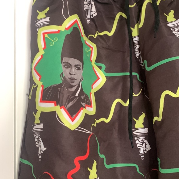 NWOT Graphics Active Sweatpants - Picture 2 of 7